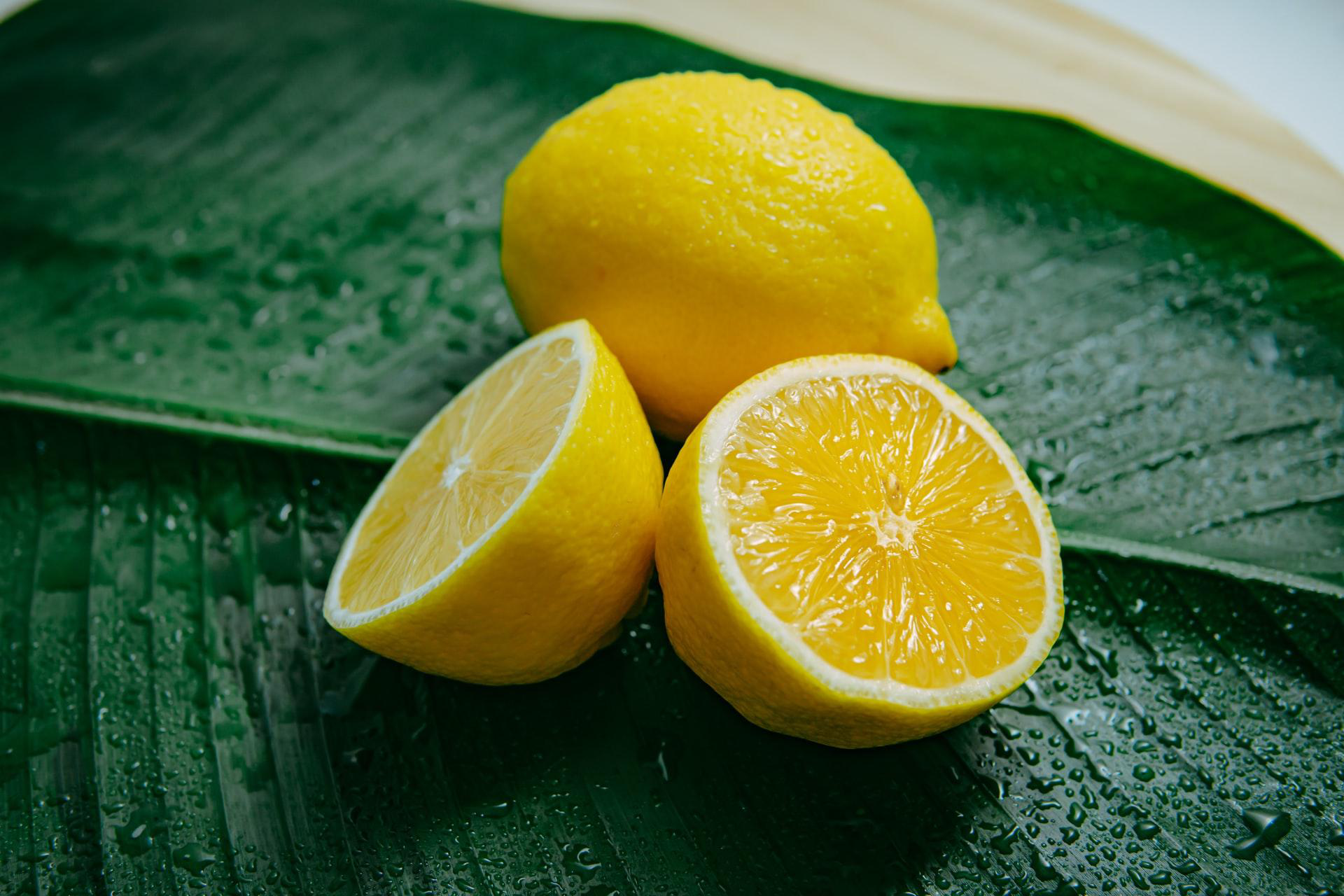 Wajib Kamu Ketahui! Fakta Diet Air Lemon, Praktis dan Menyehatkan
